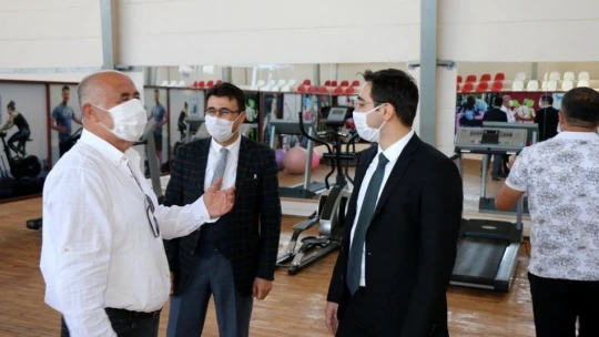 Hekimhan'a modern spor salonu