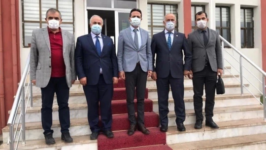 Hekimhan'da okullarda covid-19 denetimi
