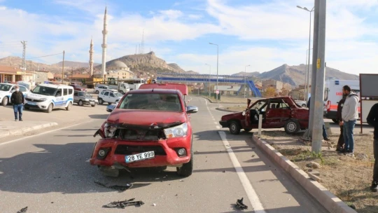 Hekimhan'da trafik kazası