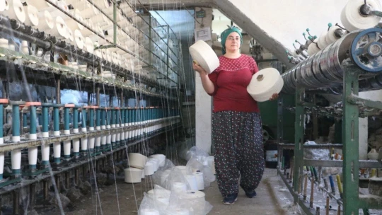 Evlerinin altını atölyeye çevirdiler