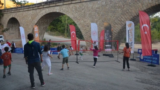 Hem spor hem tanıtım