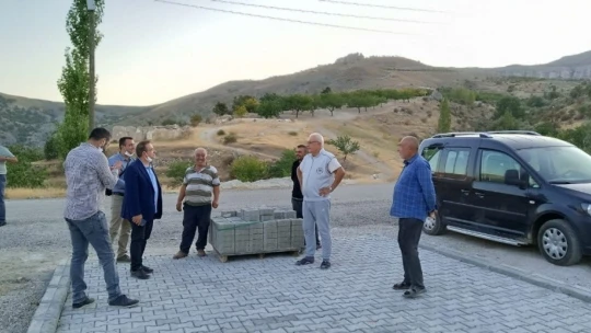 Hem uyardı hem sohbet etti!