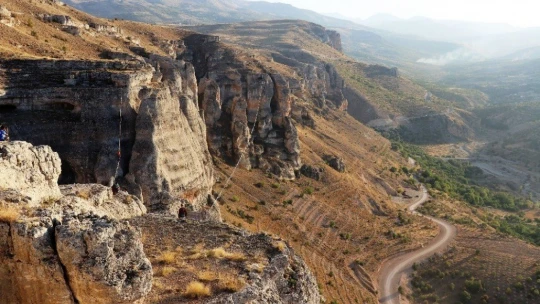 Hikmet Karaman, Levent Vadisi'ni ziyaret etti