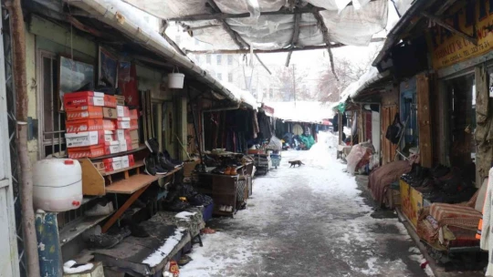 Hırsızların yeni adresi 'Tellal Pazarı'