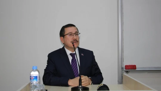 Hukuk öğrencilerine ilk ders Menteş'ten