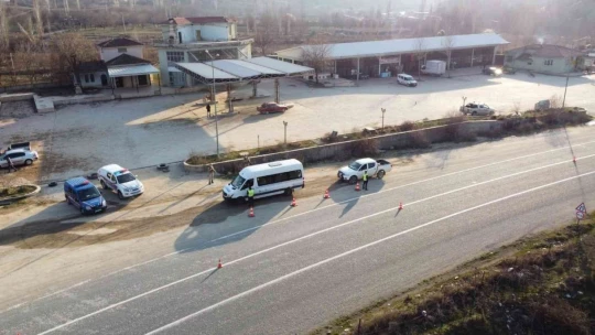 Huzur ve güven uygulamasında jandarmaya yakalandılar