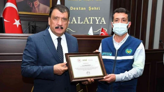 İçişleri Bakanı Soylu'dan Başkan Gürkan ile personele teşekkür belgesi