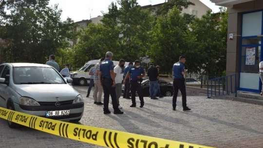 İcraya gitti silahla vuruldu