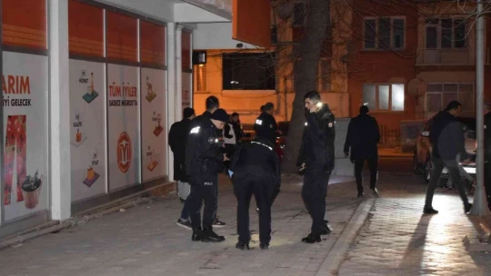 İki grubun silahlı kavgası kanlı bitti: 1 yaralı