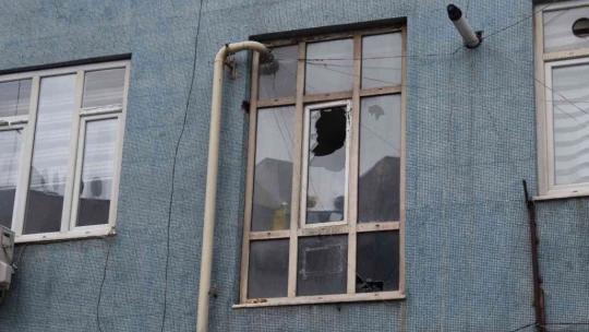 İki grubun silahlı kavgasında kurşunlar havada uçuştu