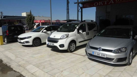 İkinci el otomobil piyasası hareketlendi