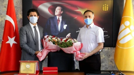 İnönü Üniversitesi'nde 4 fakültenin dekanı değişti