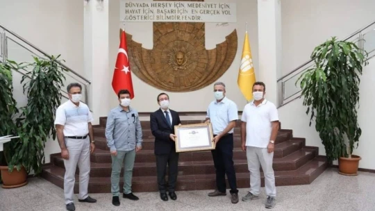 İnönü Üniversitesi'nde Turuncu Bayrak ödülü