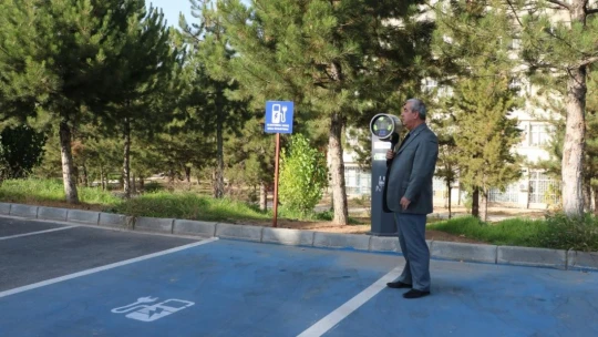 İnönü Üniversitesi'ne elektrikli araç şarj istasyonu