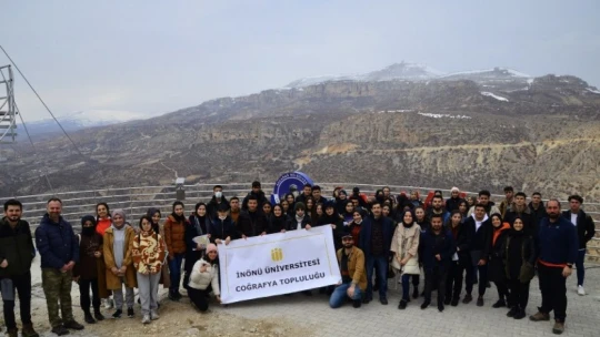 İnönü Üniversitesi öğrencileri sahada