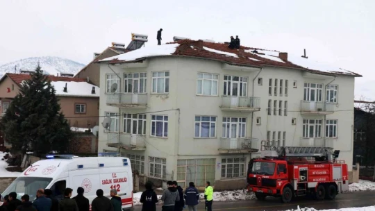 İntihar girişiminde bulunan genci kaymakam ikna etti