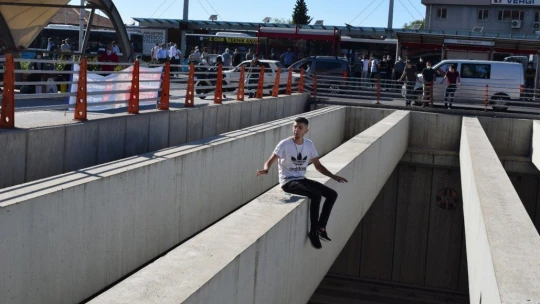 İntihar girişimini emniyet müdürü engelledi