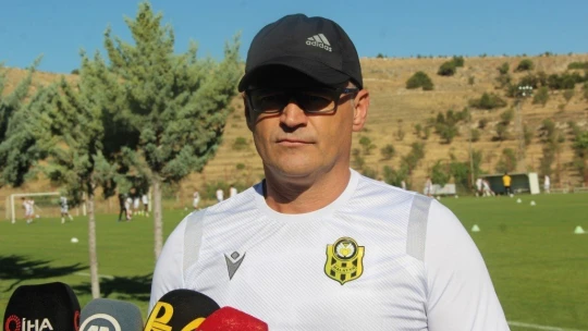 İrfan Buz: 'Adem Büyük, milli takımda olması gereken bir futbolcu'