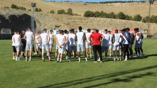 İrfan Buz: 'Adem Büyük, milli takımda olması gereken bir futbolcu'