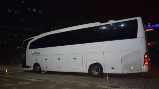 İstanbul'da yakalanan 70 kaçak göçmen Malatya'ya getirildi