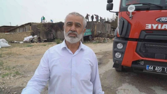 İtfaiye yol sorunu nedeniyle gecikince 2 evin çatısı küle döndü