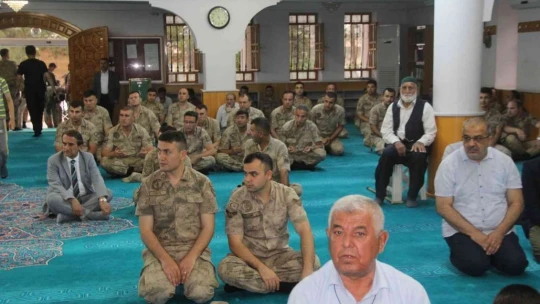 Jandarma şehitler için mevlit okuttu