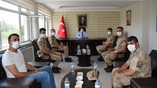 Jandarma ve polislere başarı belgesi verildi