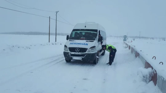 Jandarmadan kış lastiği denetimi