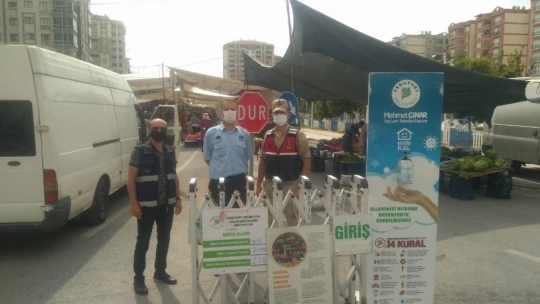 Jandarmadan semt pazarlarında Covid-19 denetimi