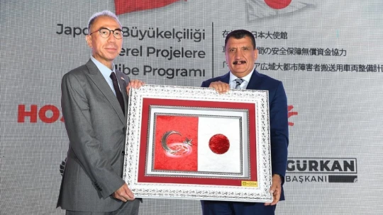 Japonya'nın hibe ettiği 2 adet engelli minibüsü törenle hizmete alındı