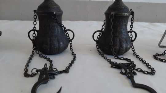 Kaçak tarihi eserler ele geçirildi