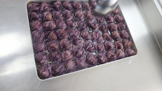 'Mor gülzade' tatlısı