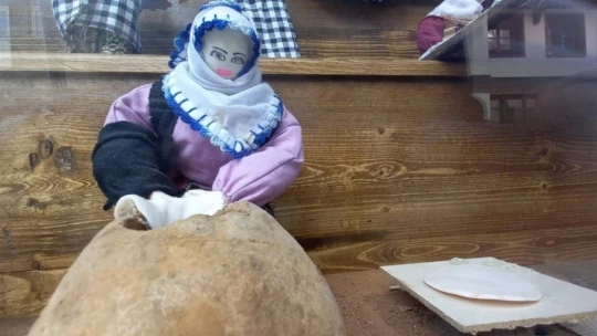 Kadınlar hem para kazanıyor hem de geleneksel kültürü yaşatıyor