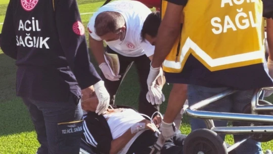 Kalp krizi geçiren yaşlı adamın imdadına hava ambulansı yetişti
