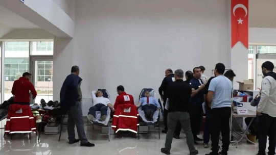 Kan talebine duyarsız kalmadılar