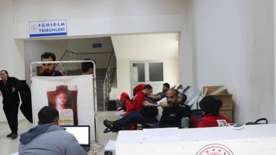 Kan talebine duyarsız kalmadılar