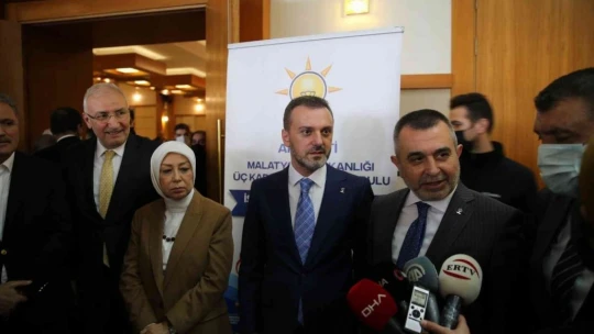 Kandemir, AK Parti Malatya teşkilatıyla bir araya geldi