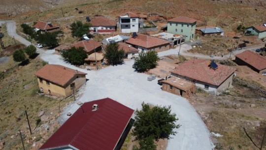 Karagöz Mahallesi'ndeki meydan çalışmaları tamamlandı