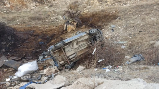 Kayseri yolunda şarampole yuvarlandı