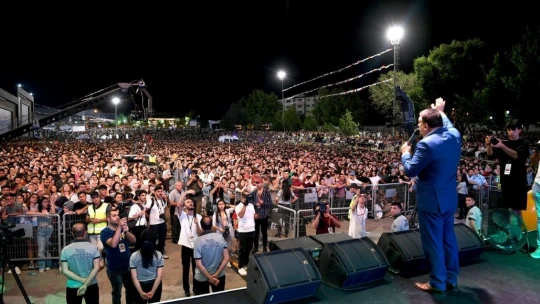 Kayısı Festivali, Eypio ve Serdar Ortaç konserleriyle sona erdi