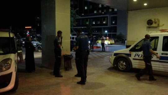Kayısı kavgası hastaneyi karıştırdı: 2'si polis 6 yaralı, 13 gözaltı