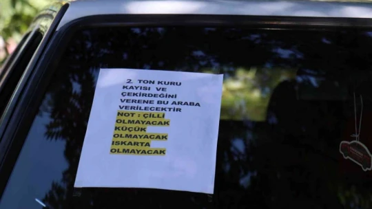 Kayısı talebine yetişemeyince aracını kayısı ile takas etme yoluna gitti