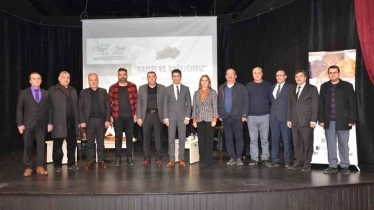 Kayısının sağlığa faydaları panelde anlatıldı