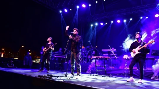 Kiraz Festivali'nde Mustafa Ceceli coşkusu