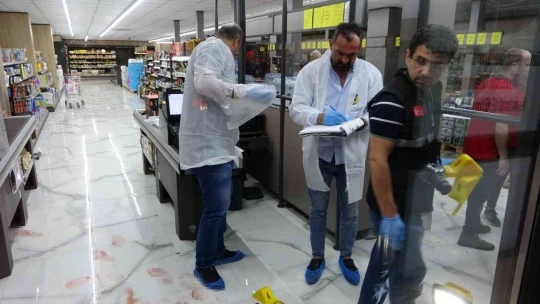 Kız meselesi yüzünden arkadaşını markette vurdu: 1 ağır yaralı