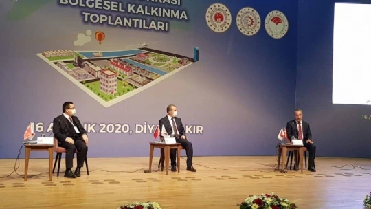 Kızılay, 'Akıllı Şehirler' oturumuna başkanlık yaptı