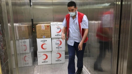 Kızılay'dan hastalara anlamlı yardım