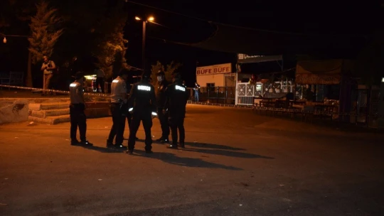 Köftecideki tartışma kanlı bitti: 1 ağır yaralı