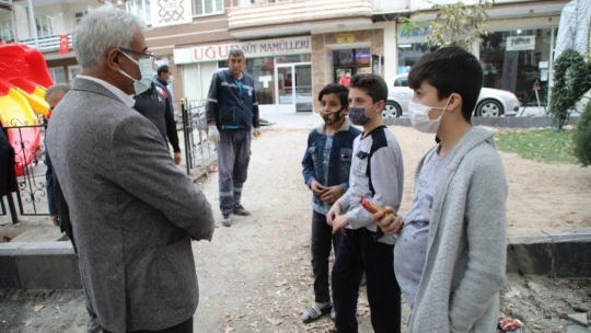 Korona virüsü yenen Başkan Güder göreve başladı