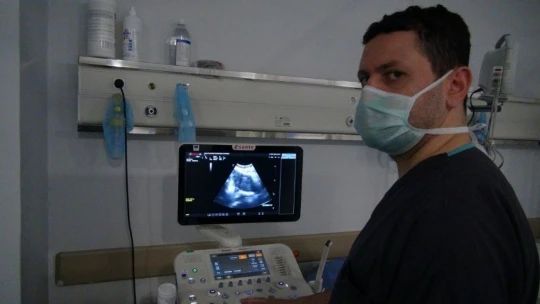 Koronayı yenen Doktor Turmuş, gençleri uyardı